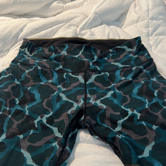 Calvin Klein Performance wick leggings size Large - Picture 2 of 7